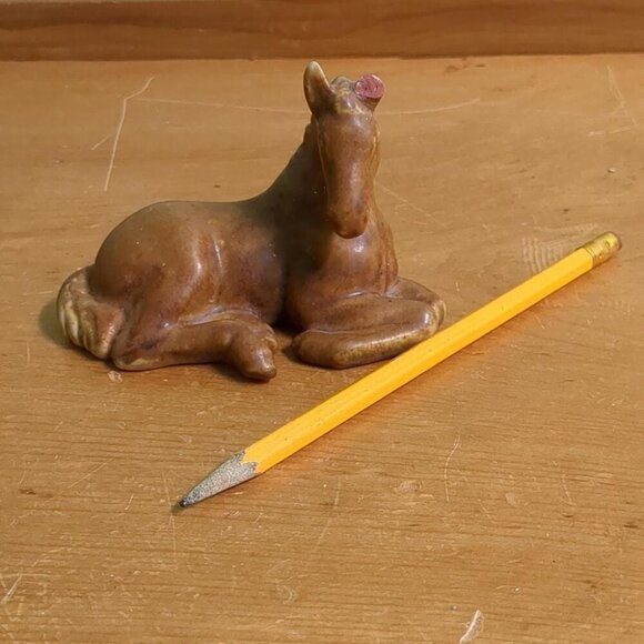 Foal Horse Figurine - Picture 1 of 4
